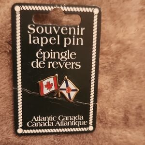 💥FALL SALE💥 VINTAGE Atlantic Canada Souvenir Lapel Pin